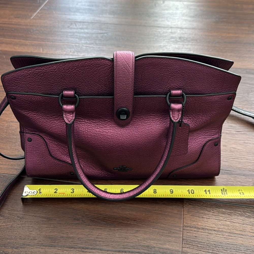 Coach in EUC Crossbody/ Handbag in a Purple Color very unique a gorgeous - Picture 11 of 13